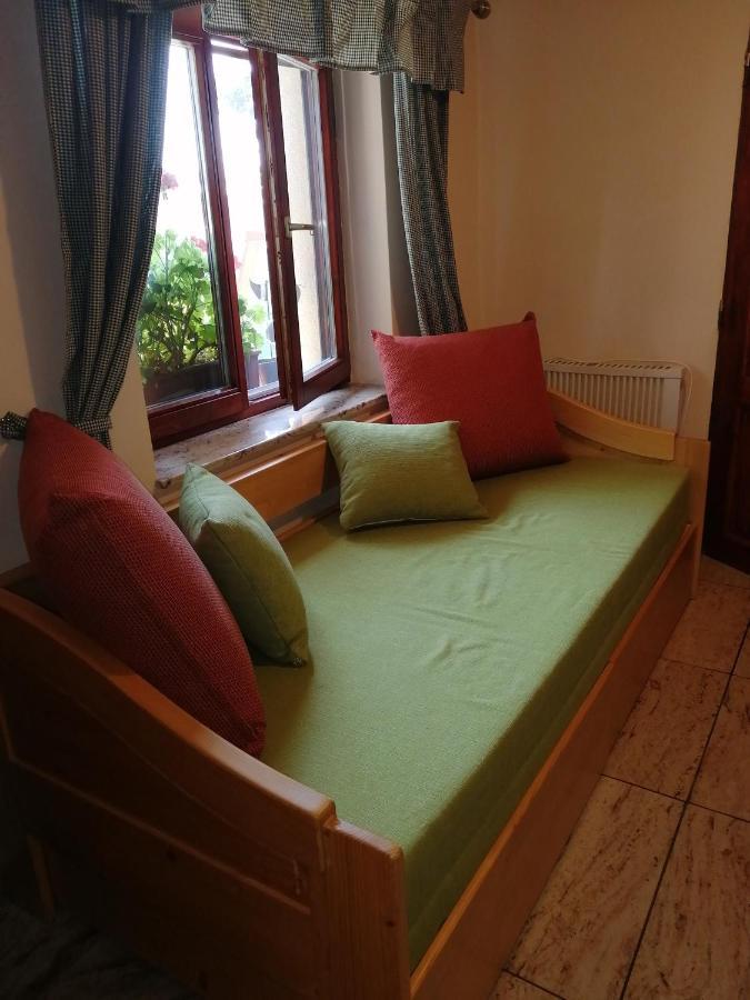 Burg Nad Banskou Stiavnicou Guest House Щиавницке Бане Екстериор снимка