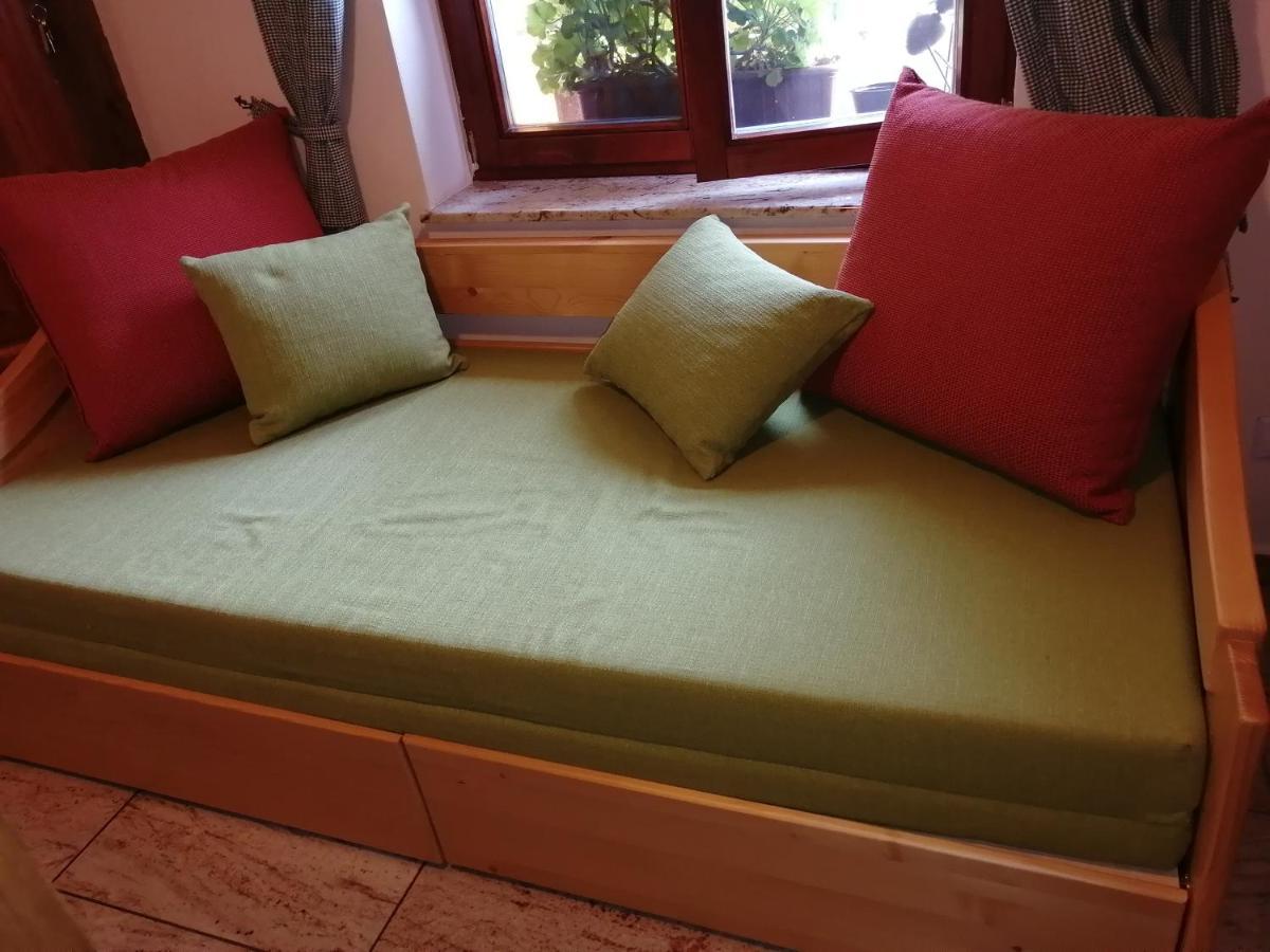 Burg Nad Banskou Stiavnicou Guest House Щиавницке Бане Екстериор снимка