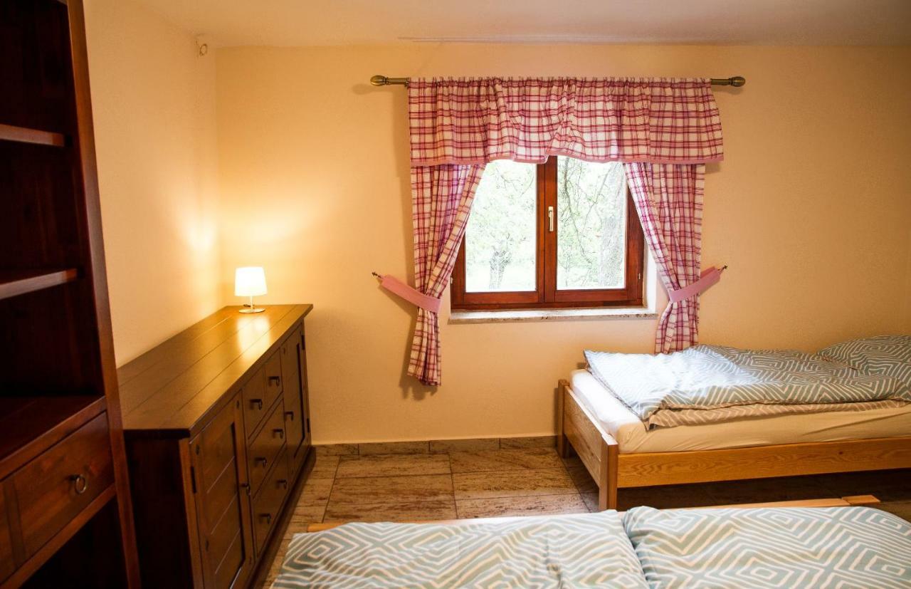 Burg Nad Banskou Stiavnicou Guest House Щиавницке Бане Екстериор снимка