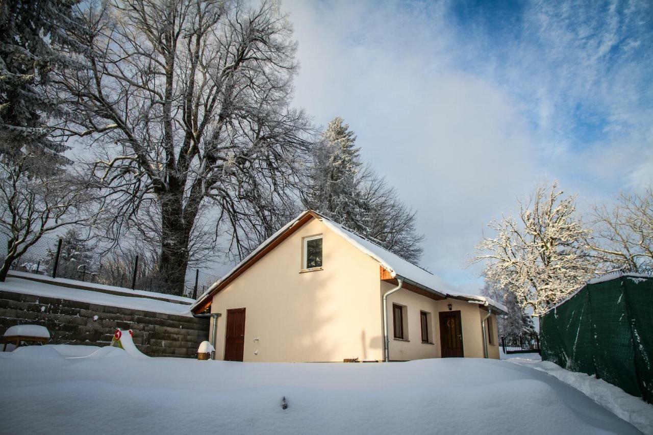Burg Nad Banskou Stiavnicou Guest House Щиавницке Бане Екстериор снимка