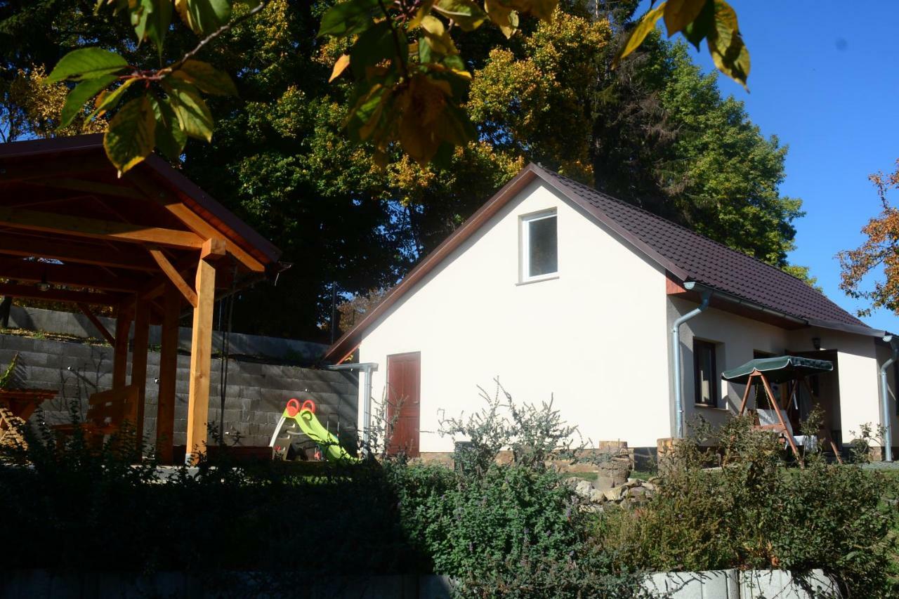 Burg Nad Banskou Stiavnicou Guest House Щиавницке Бане Екстериор снимка