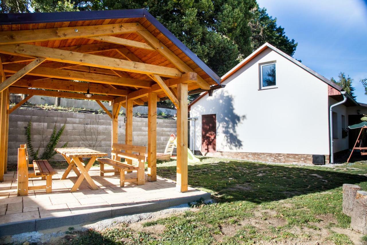 Burg Nad Banskou Stiavnicou Guest House Щиавницке Бане Екстериор снимка