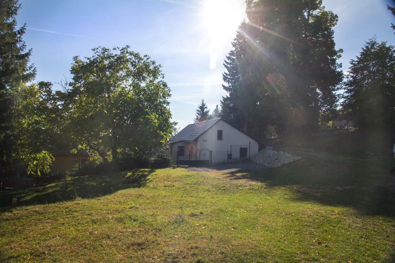Burg Nad Banskou Stiavnicou Guest House Щиавницке Бане Екстериор снимка